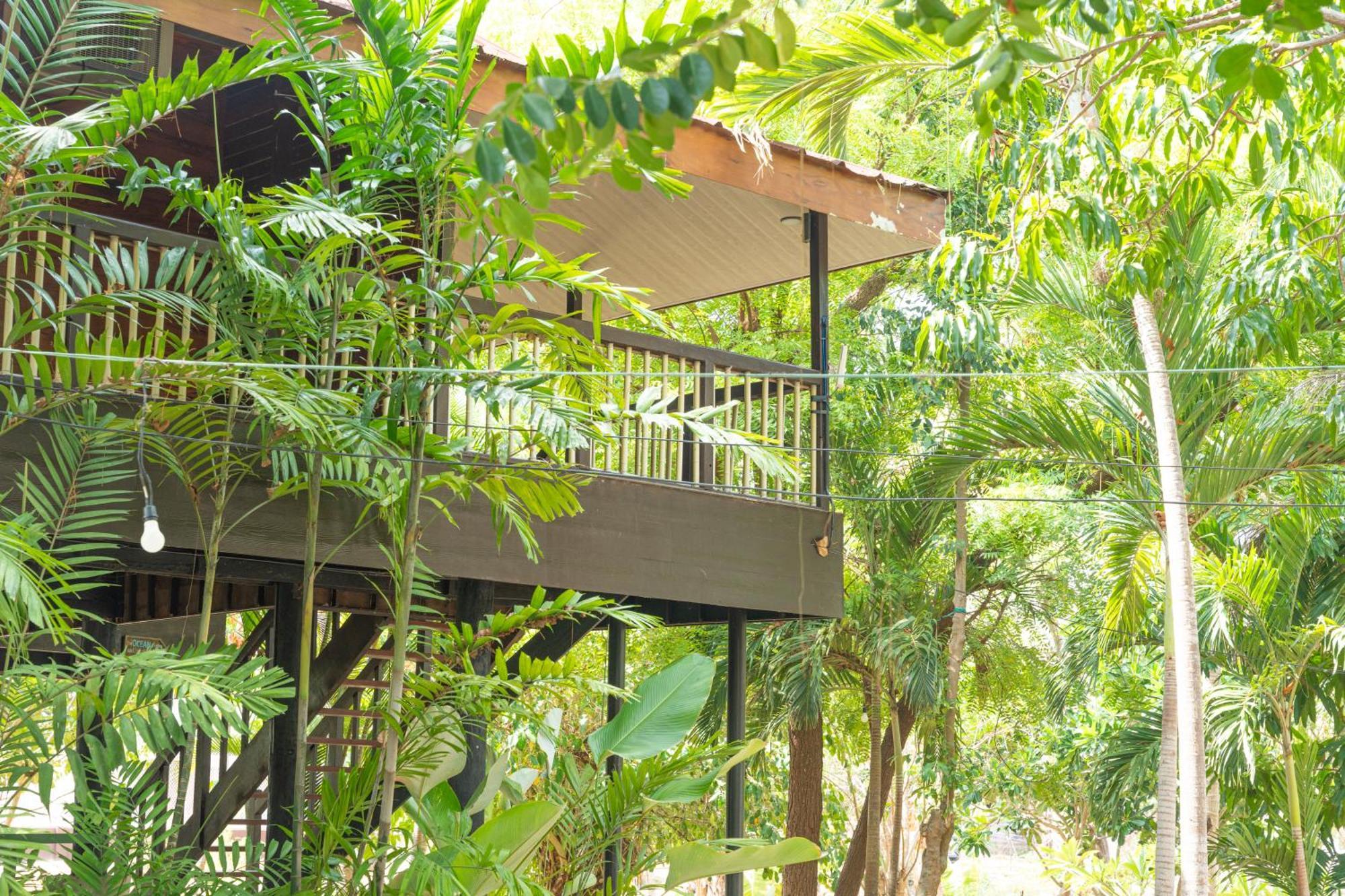 Club Serena Resort Moalboal Exterior photo